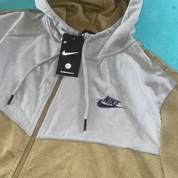 🔥🔥2019 Model Suit🔥🔥 - Picture 1 of 4